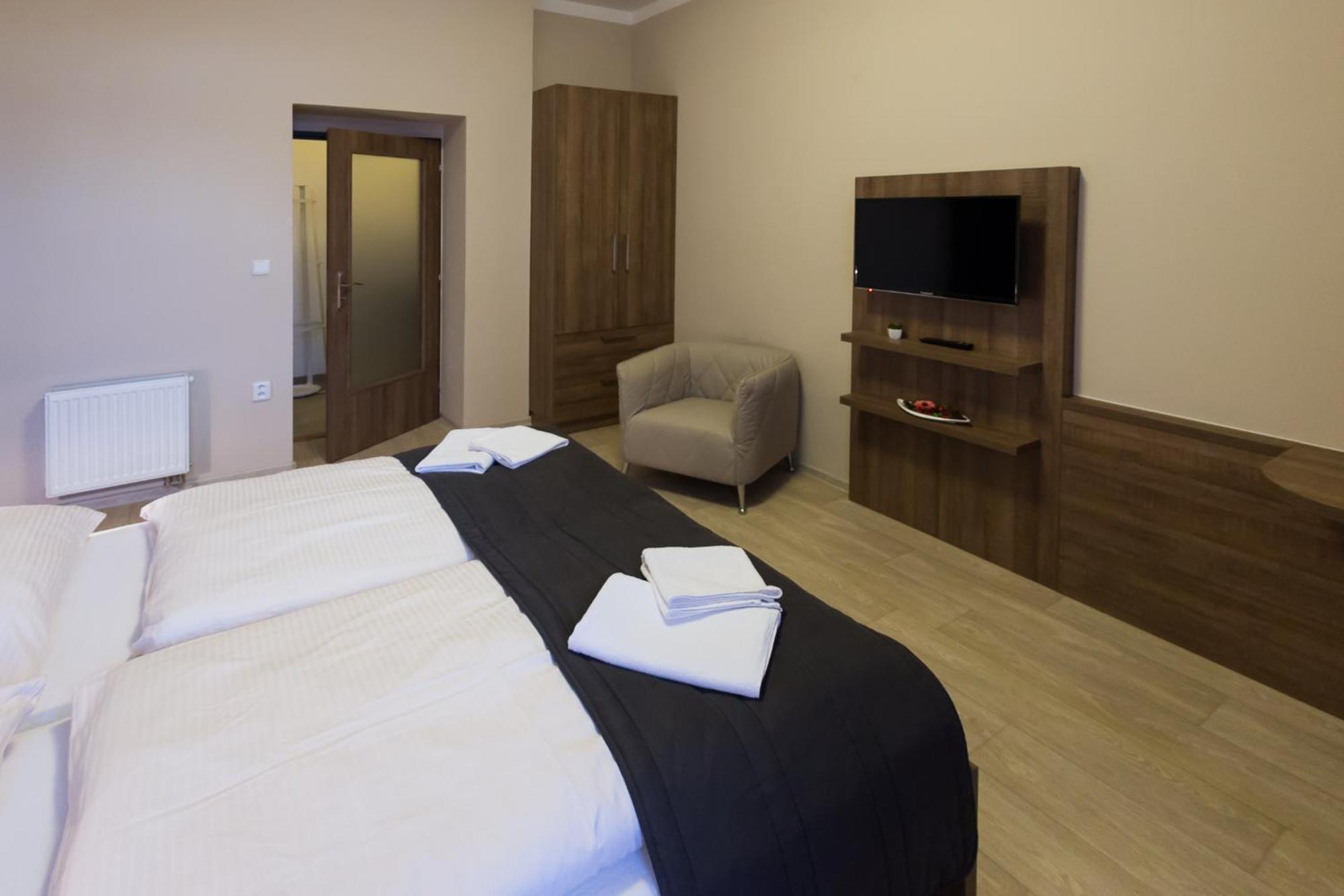 Penzion Apartmany Resident Poděbrady Extérieur photo